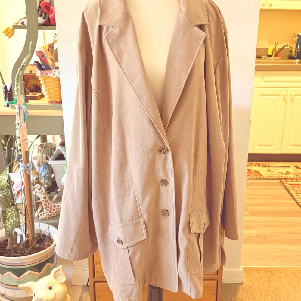 Silhouette Women's Beige Blazer